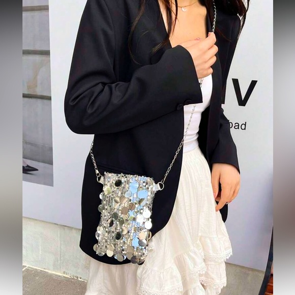 Silver Sequin Chain Strap Mini Pouch Bag NEW 🏷️ - Picture 2 of 11
